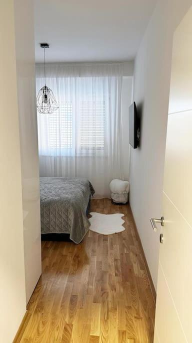 New Modern Accommodation In City Metković Exteriör bild